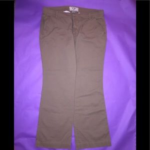 Old Navy  flirt size 12 short khakis. Bootcut. EUC