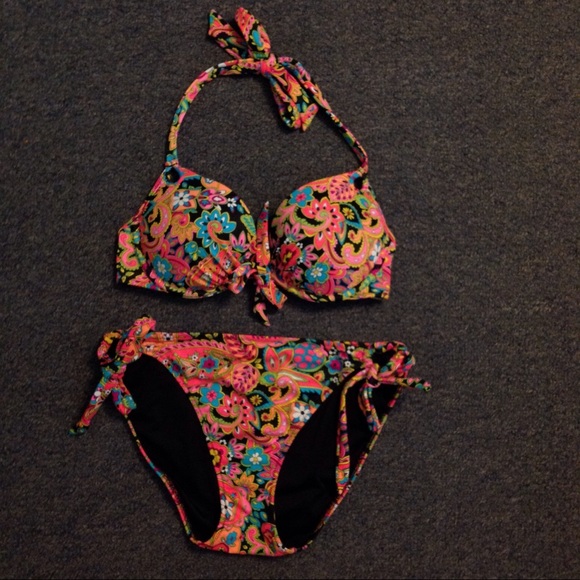 Victoria's Secret Other - Victoria's Secret Floral Paisley Print Bikini 34C