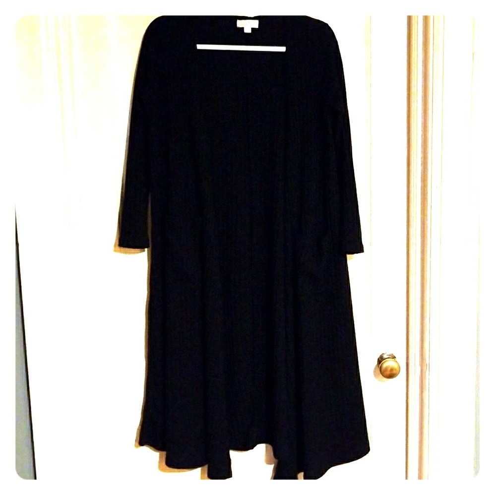 LuLaRoe BLACK Sarah size Small