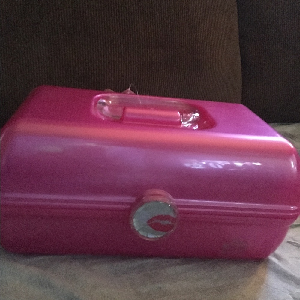 Makeup case