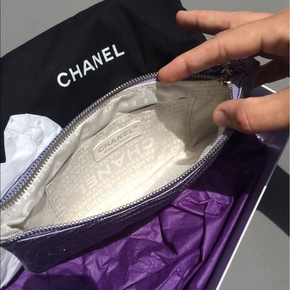 Beautiful Chanel clutch on chain - Picture 3 of 7