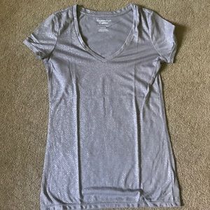 Vneck Tee
