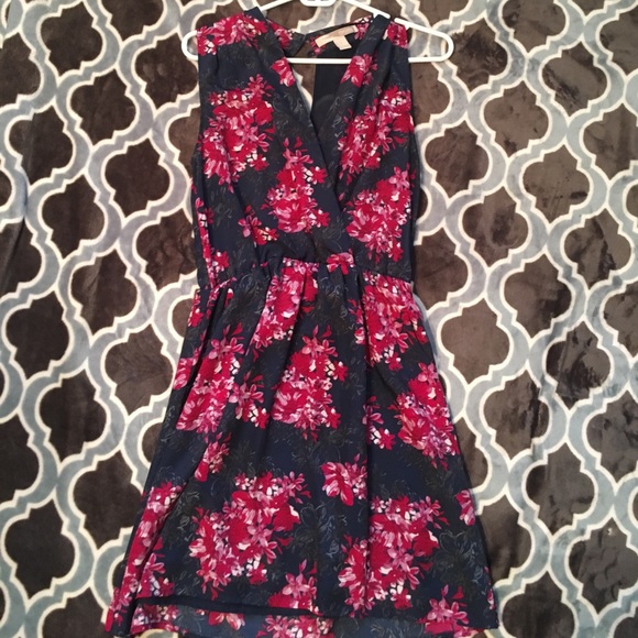 Forever 21 floral dress - Picture 2 of 4