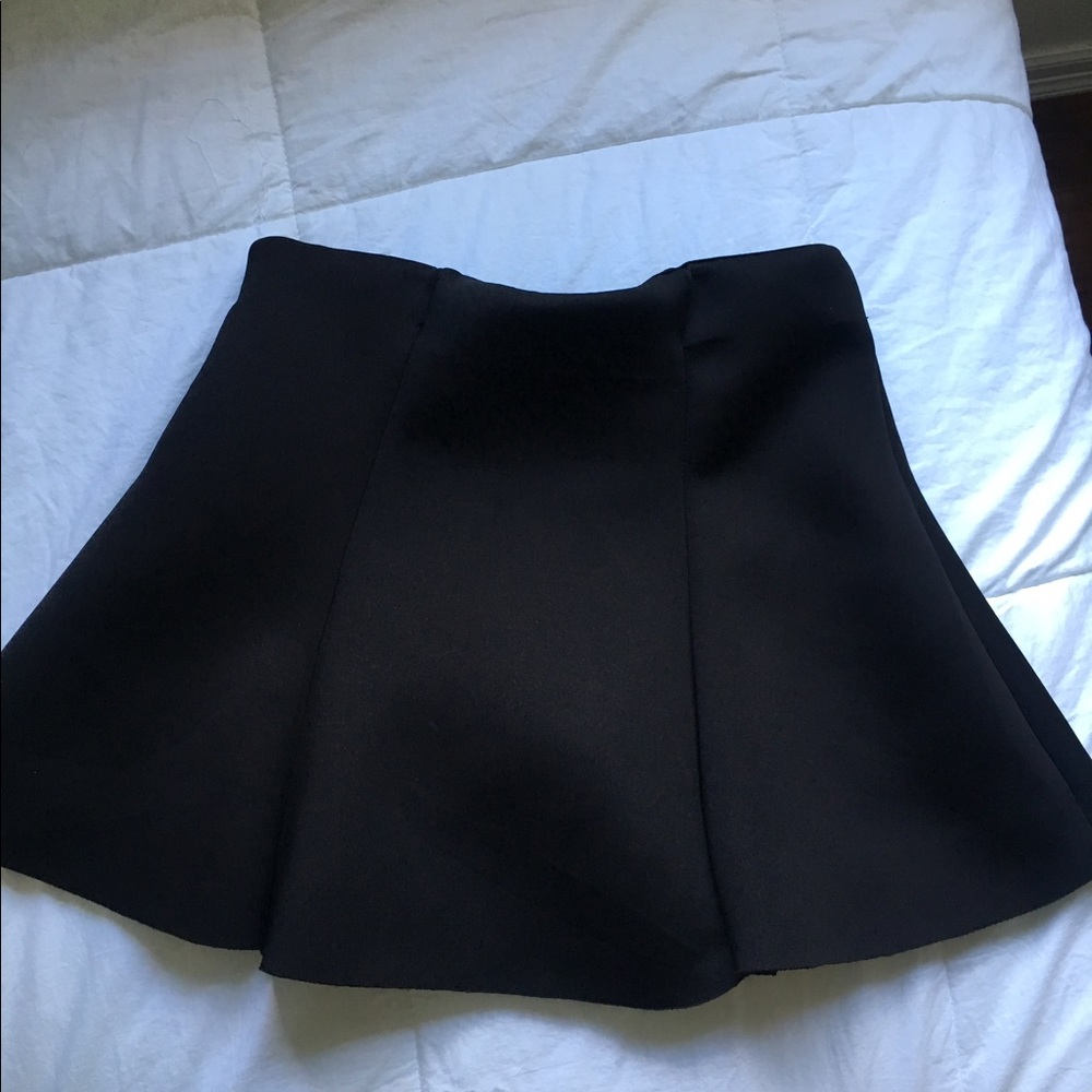 Forever 21 black pleated skirt