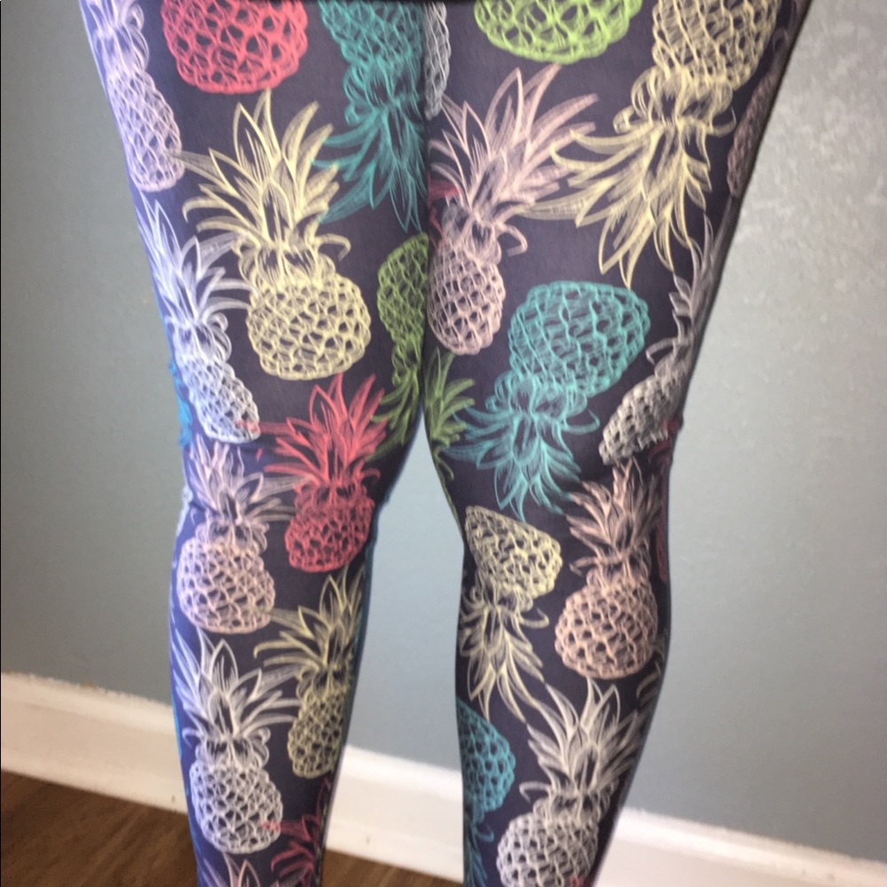 Silky Soft Pineapple LeggingsDepot