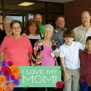 Meet your Posher, Emogene