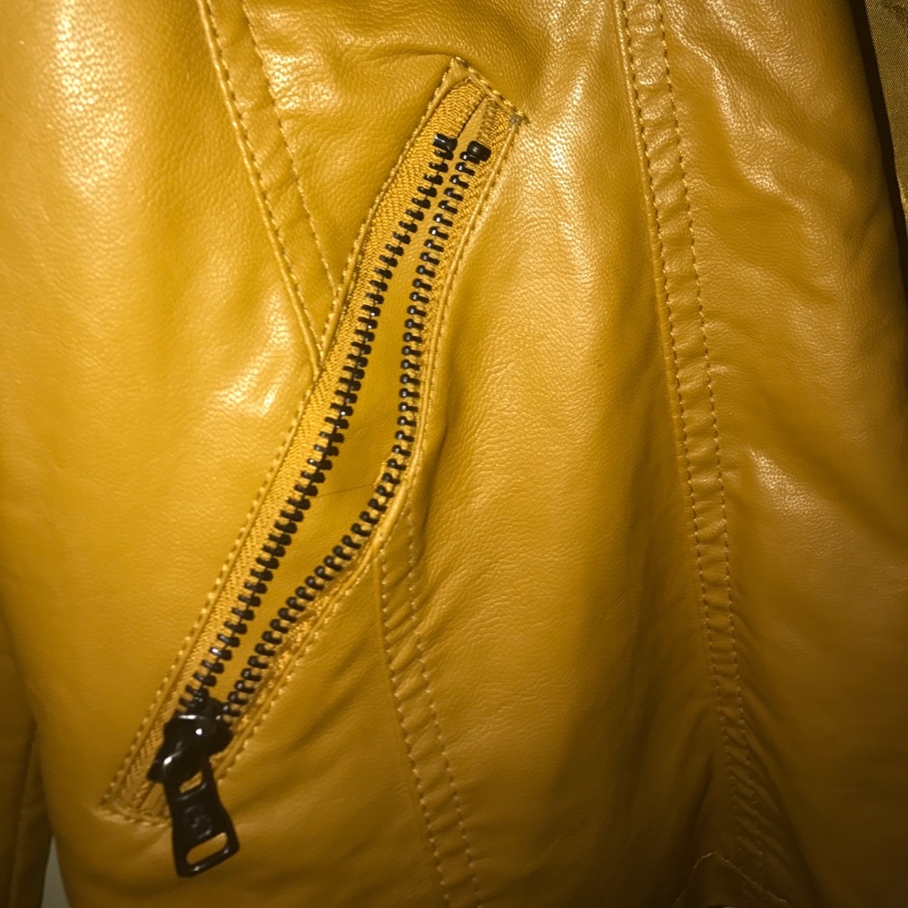 LEATHER JACKET - Picture 3 of 4
