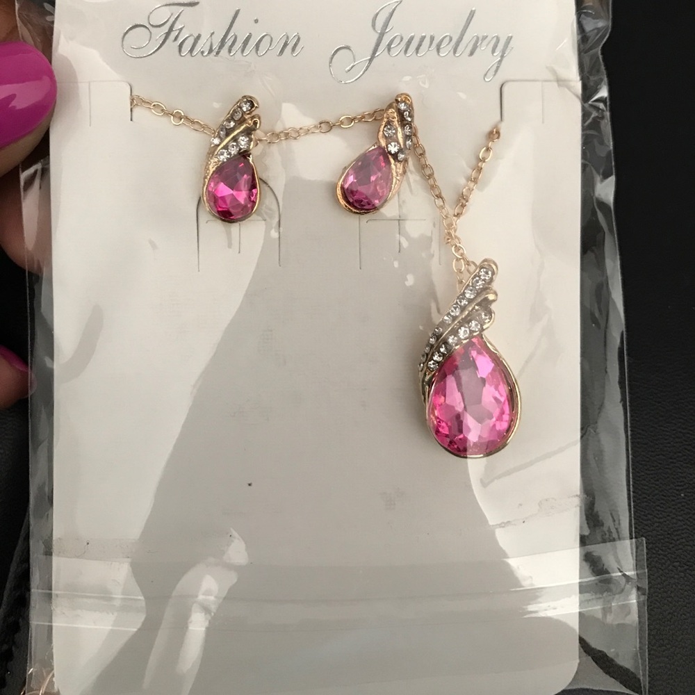 Pink necklace and matching earring set