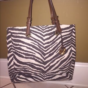 Michael Kors tote