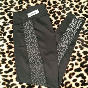 Old Navy Active Go-Dry Run Leggings