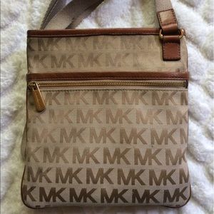 Michael Kors Crossbody