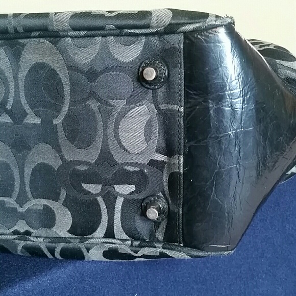Authentic Coach diaper bag - Picture 3 of 6
