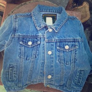 Classic baby gap denim jacket 👶🏽