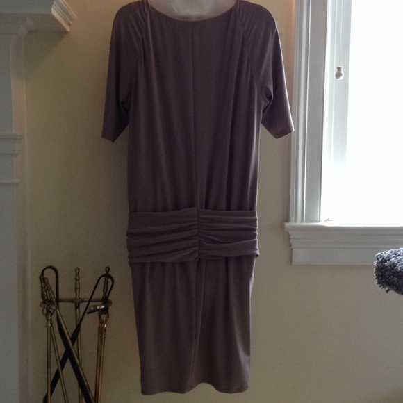 Dress - Picture 3 of 3