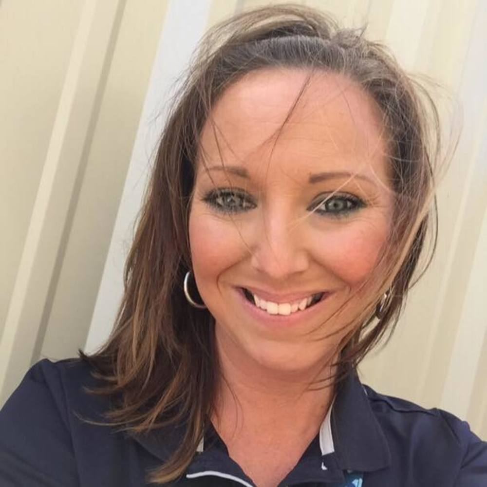 Meet your Posher, Deshelle