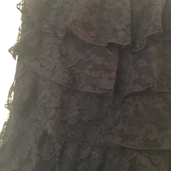 Strapless Lace Dress - Picture 4 of 6