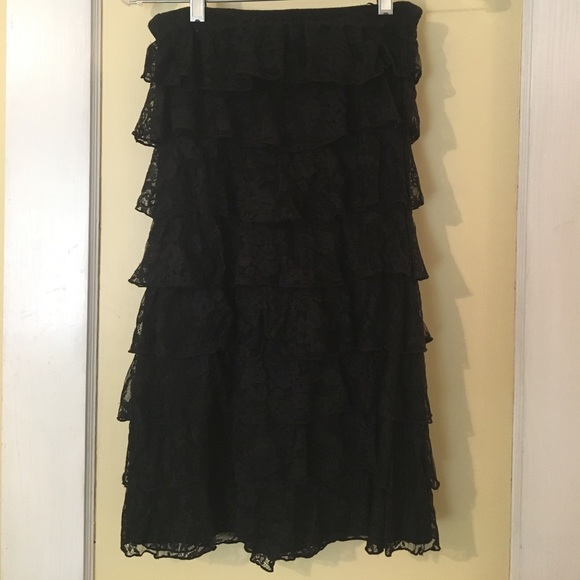 Strapless Lace Dress - Picture 3 of 6