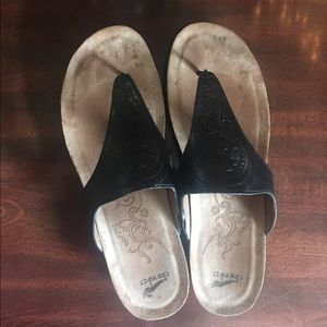 Very lightly worn Dansko sandals