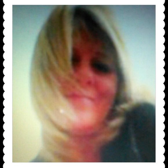 Meet your Posher, Patsy - Picture 1 of 1