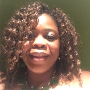 Meet your Posher, Levonette