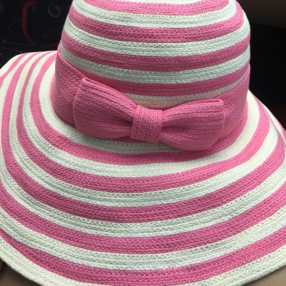 Kate Spade hat!