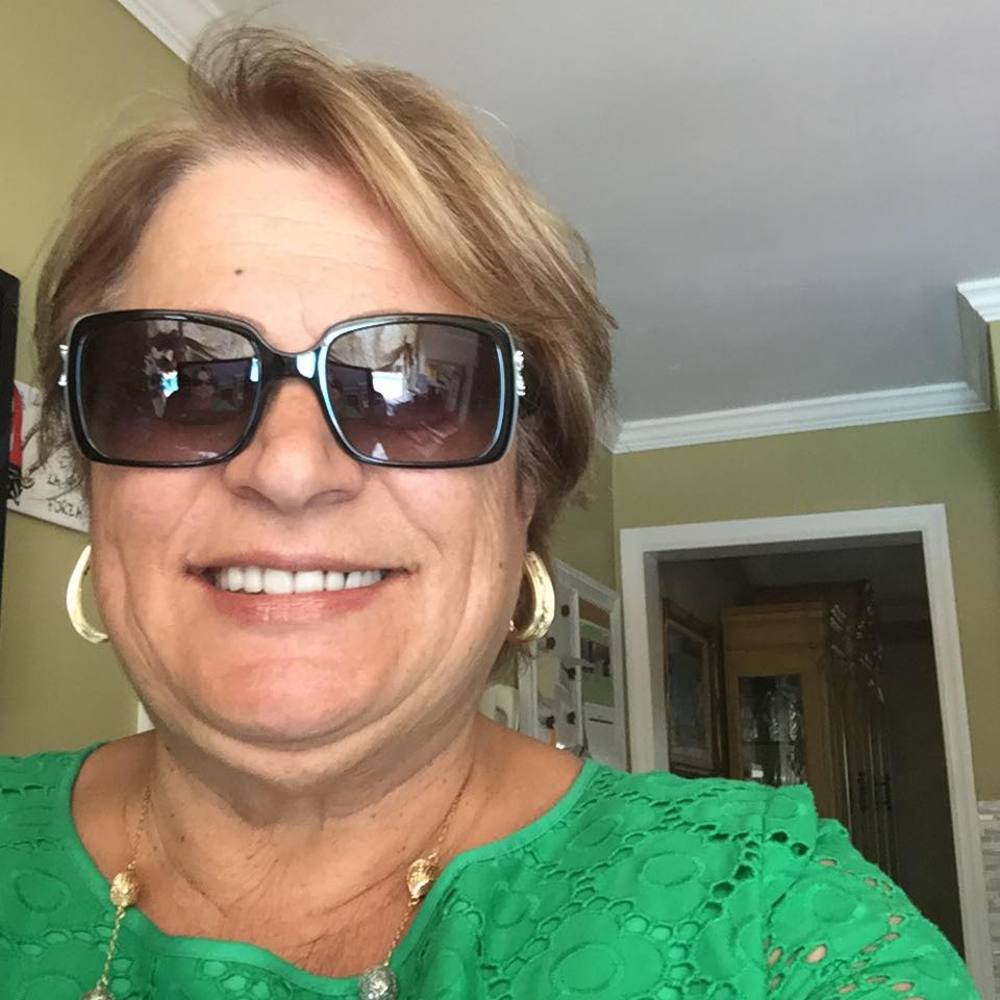 Meet your Posher, Tina