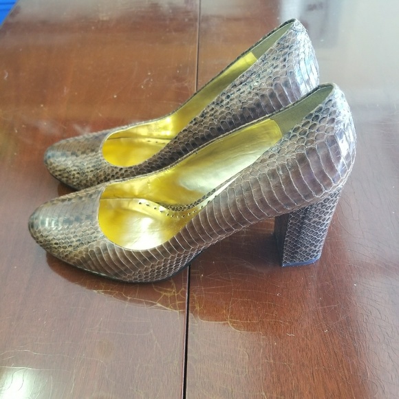 BCB Girls Pumps - Picture 2 of 4