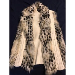 White/cheetah fur vest