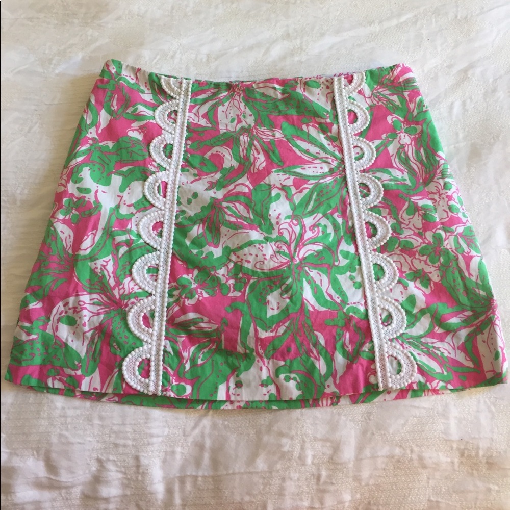 EUC Lilly Pulitzer Pink and Green Skort Size 4