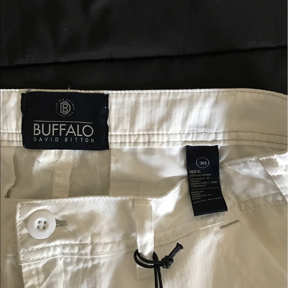 White shorts - Picture 5 of 8