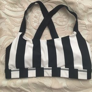 Lululemon Sports Bra - Size 8