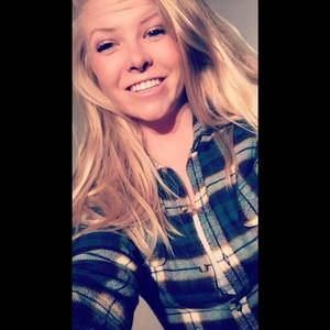 Meet your Posher, Madi