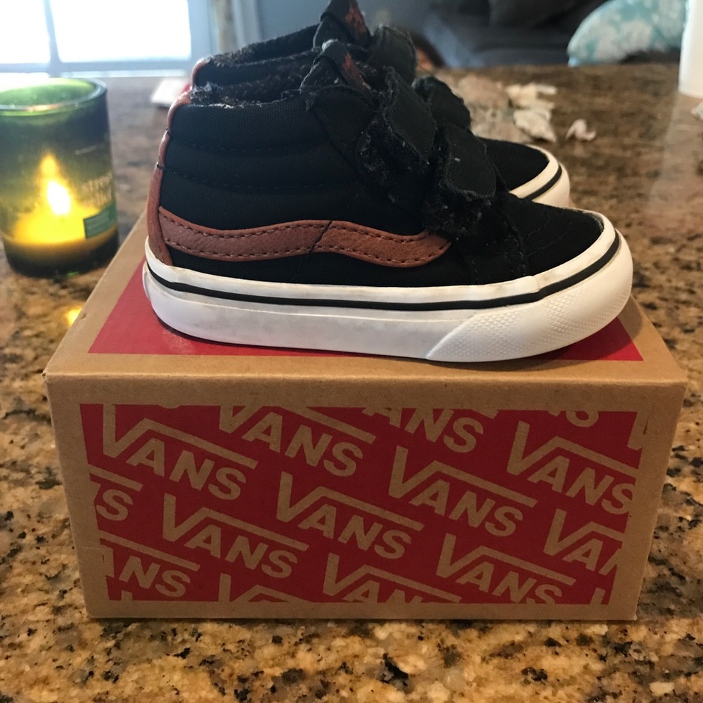 Infant vans size 4.5