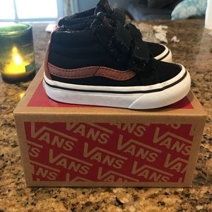 Infant vans size 4.5