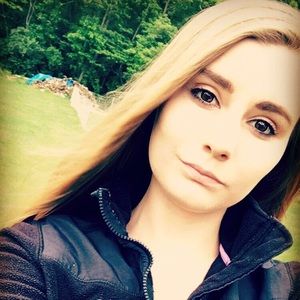 Meet your Posher, Natasha