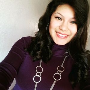 Meet your Posher, Dulce