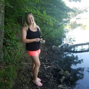 Meet your Posher, Laura