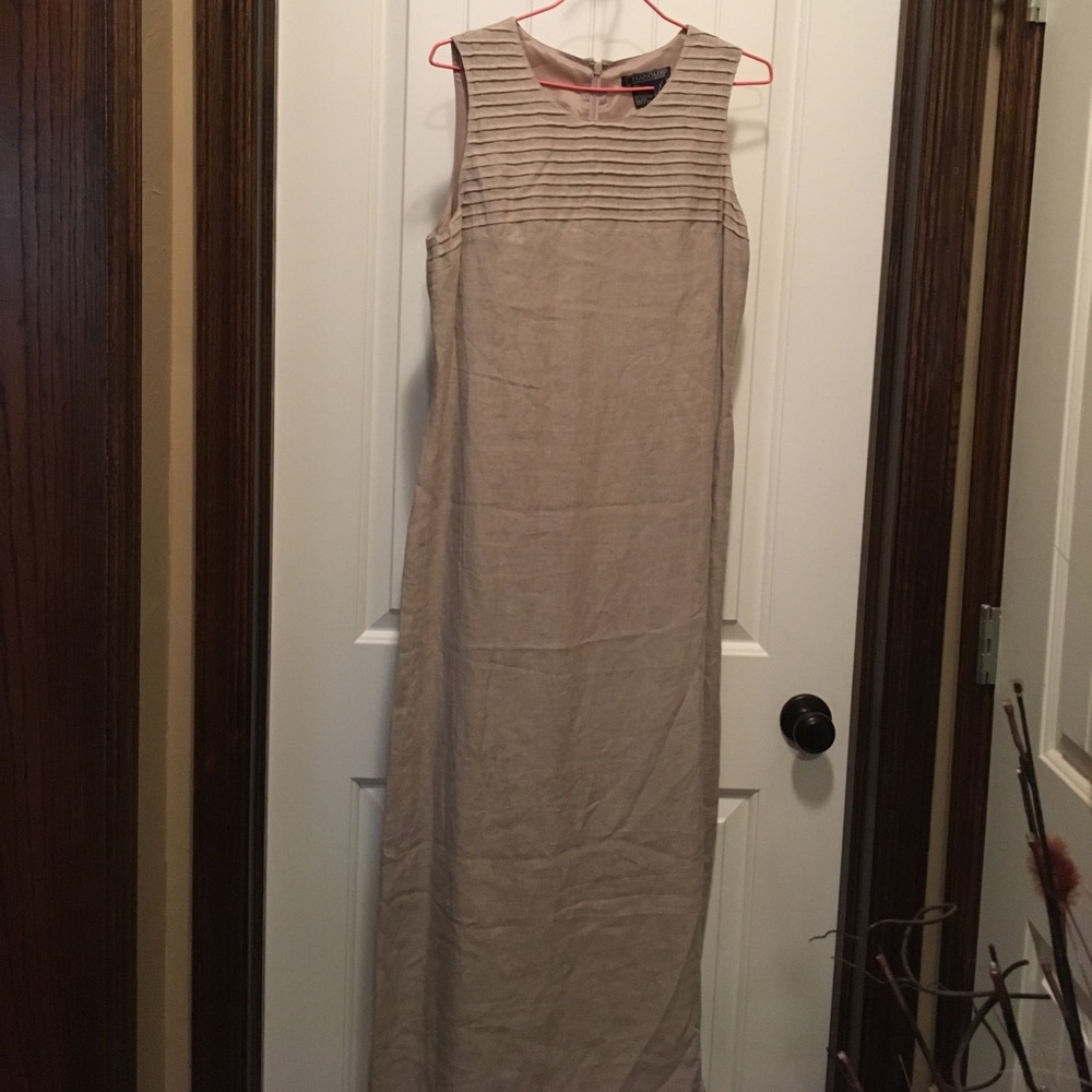 Harold's Linen Maxi Dress size 8.  Beige.  Lined