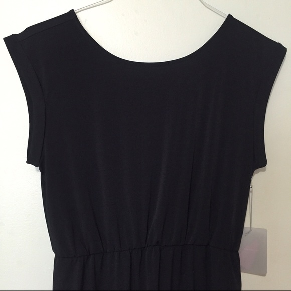 Little black dress perfect for any occasion! - Picture 2 of 4