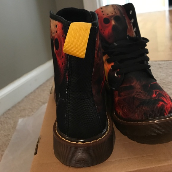 Freddy vs Jason boots - Picture 5 of 9