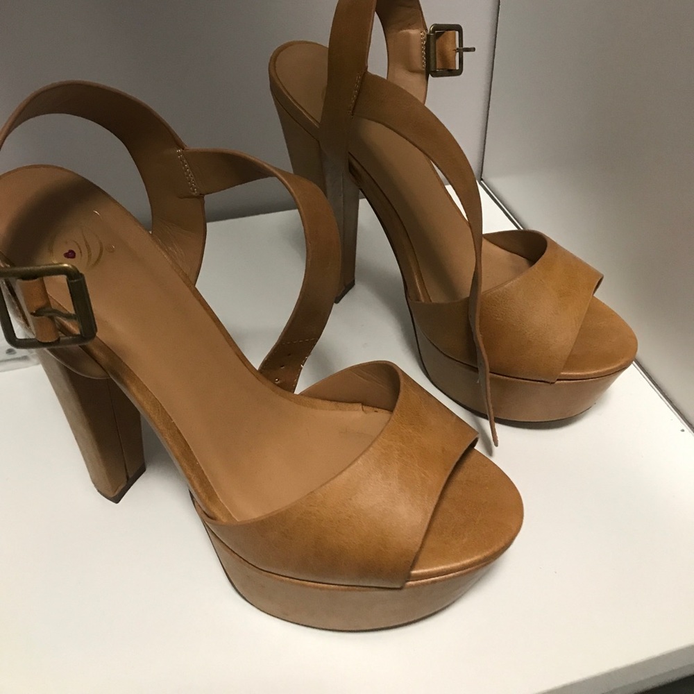 Tan heels