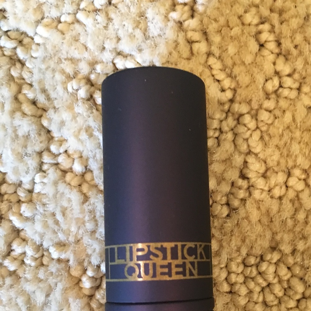 Brand new lipstick queen wine sinner