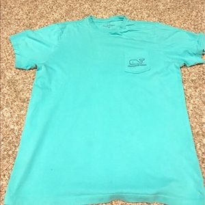 Vineyard Vines men's medium mint whale shirt