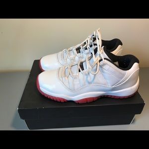 Air Jordan 11 Retro Low