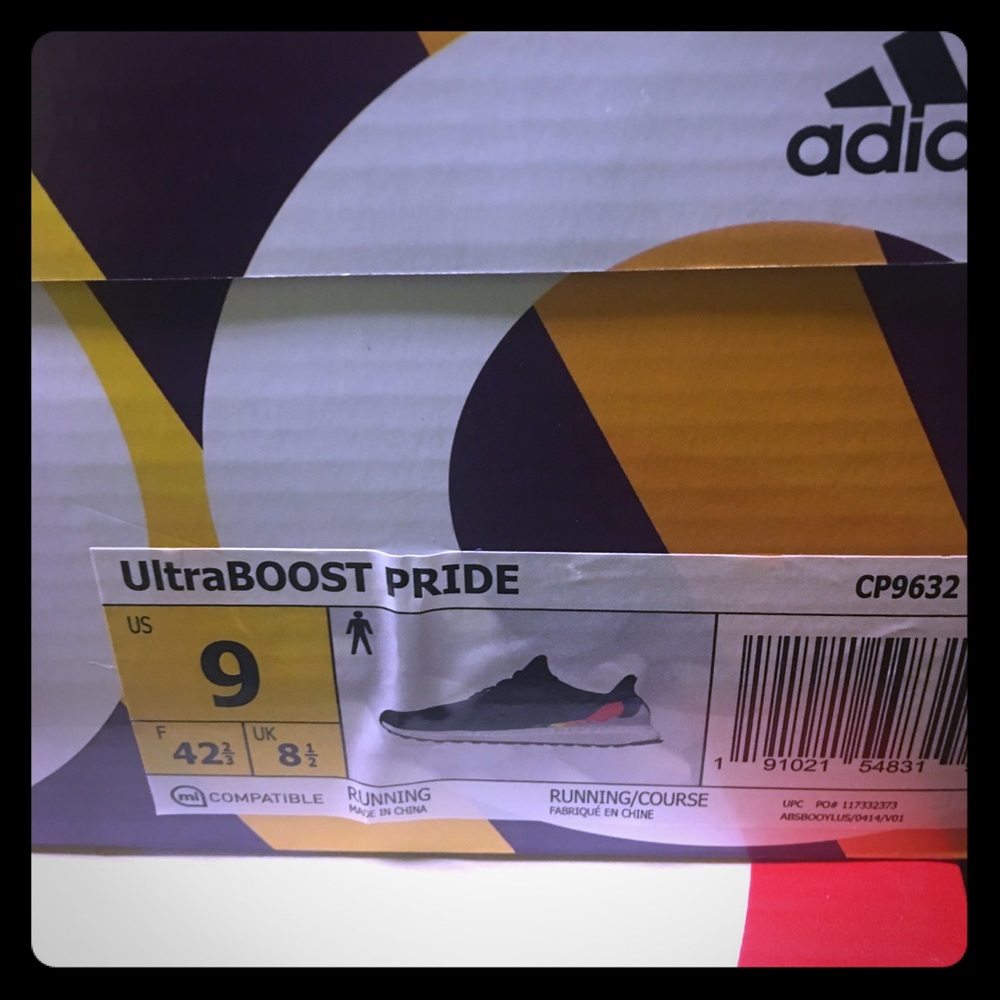 LGBT UltraBoost - Picture 5 of 5