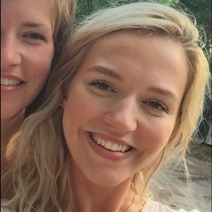 Meet your Posher, Lydia