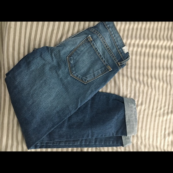 Distressed Denim Jeans - Picture 5 of 7