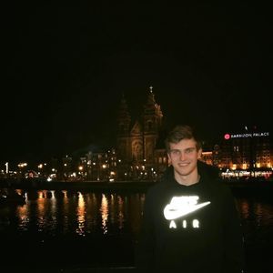 Meet your Posher, Ethan