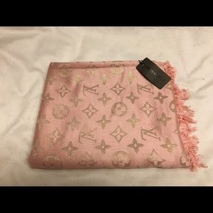 Louis Vuitton scarf
