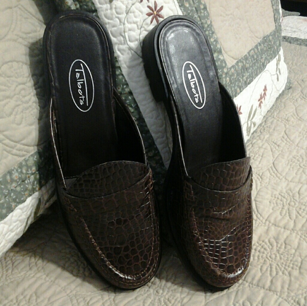 TALBOTS NEW LADIES BLACK /BROWN SLING LOAFERS, 7AA - Picture 2 of 8